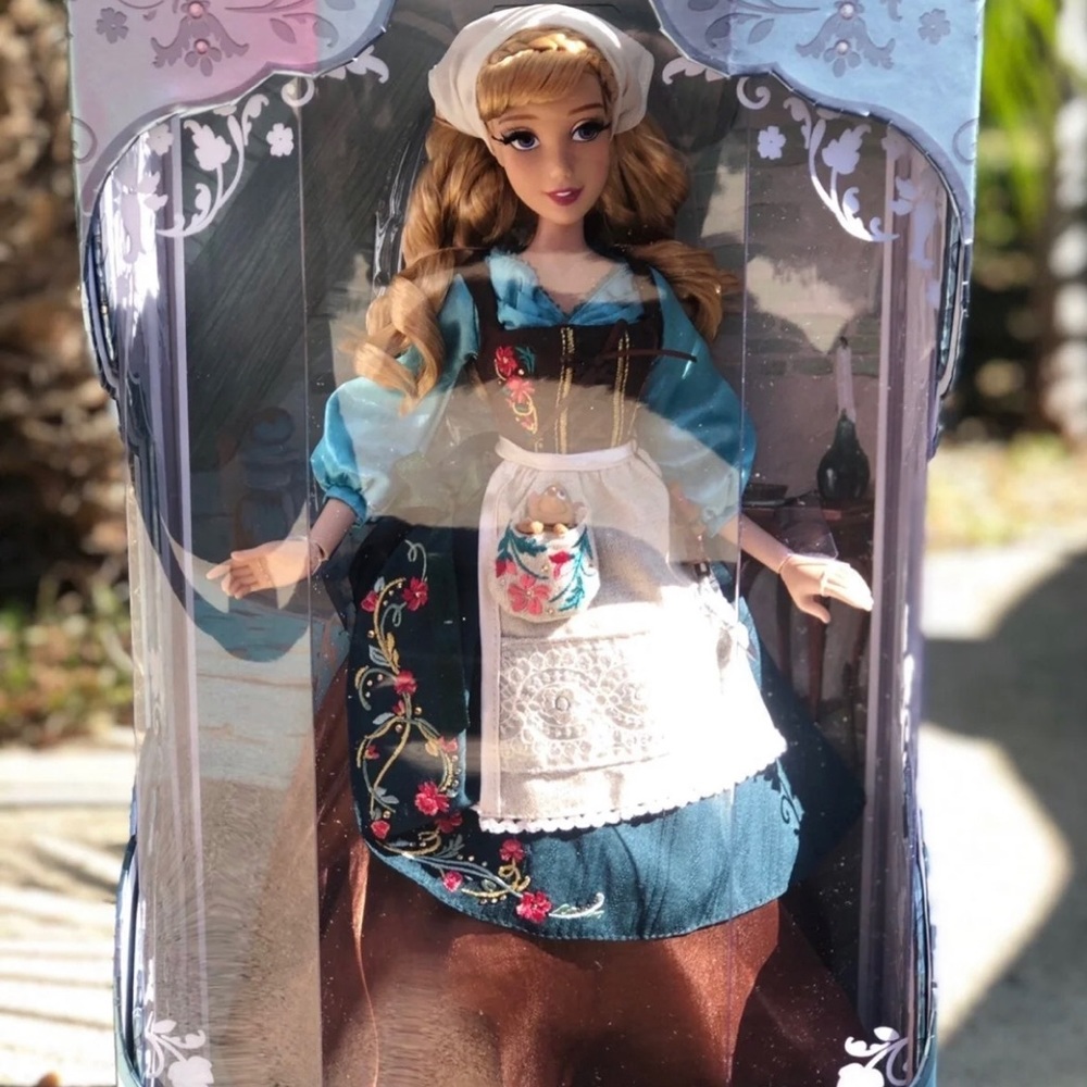 Cinderella 70th anniversary LE doll